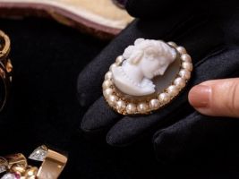 A History of Jewelry, from Louis XIV to Art Deco