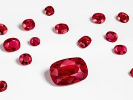 Ruby from Mogok, Collection Van Cleef & Arpels  Van Cleef & Arpels