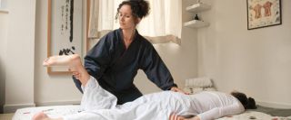 shiatsu treatments hong kong The Moving Touch - Shiatsu Massage